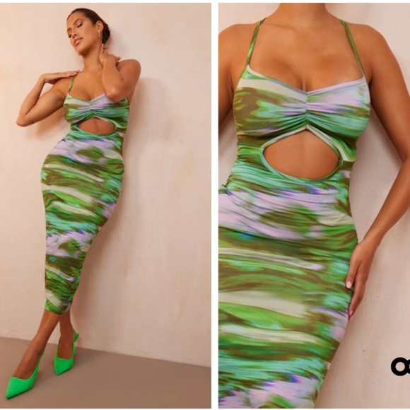 D5. NWT PRETTYLITTLETHING Green Wave Slinky Ruched Bust Cut Out Midaxi Dress - Picture 2 of 6